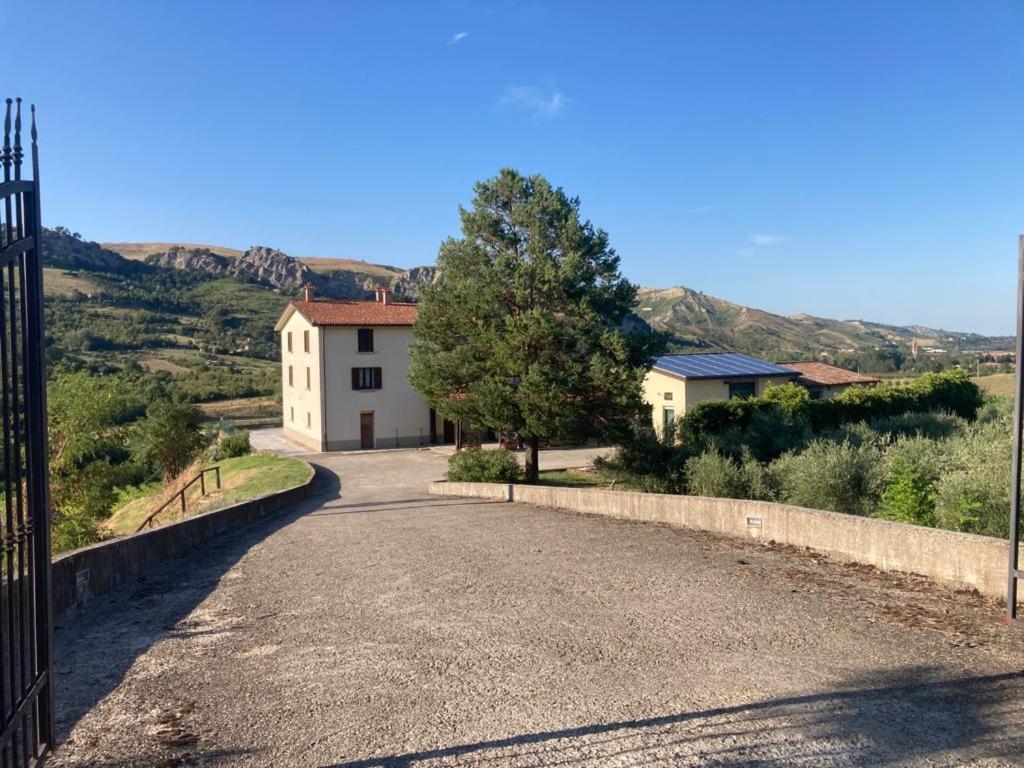 Ca' Vanello Borgo Tossignano Bagian luar foto