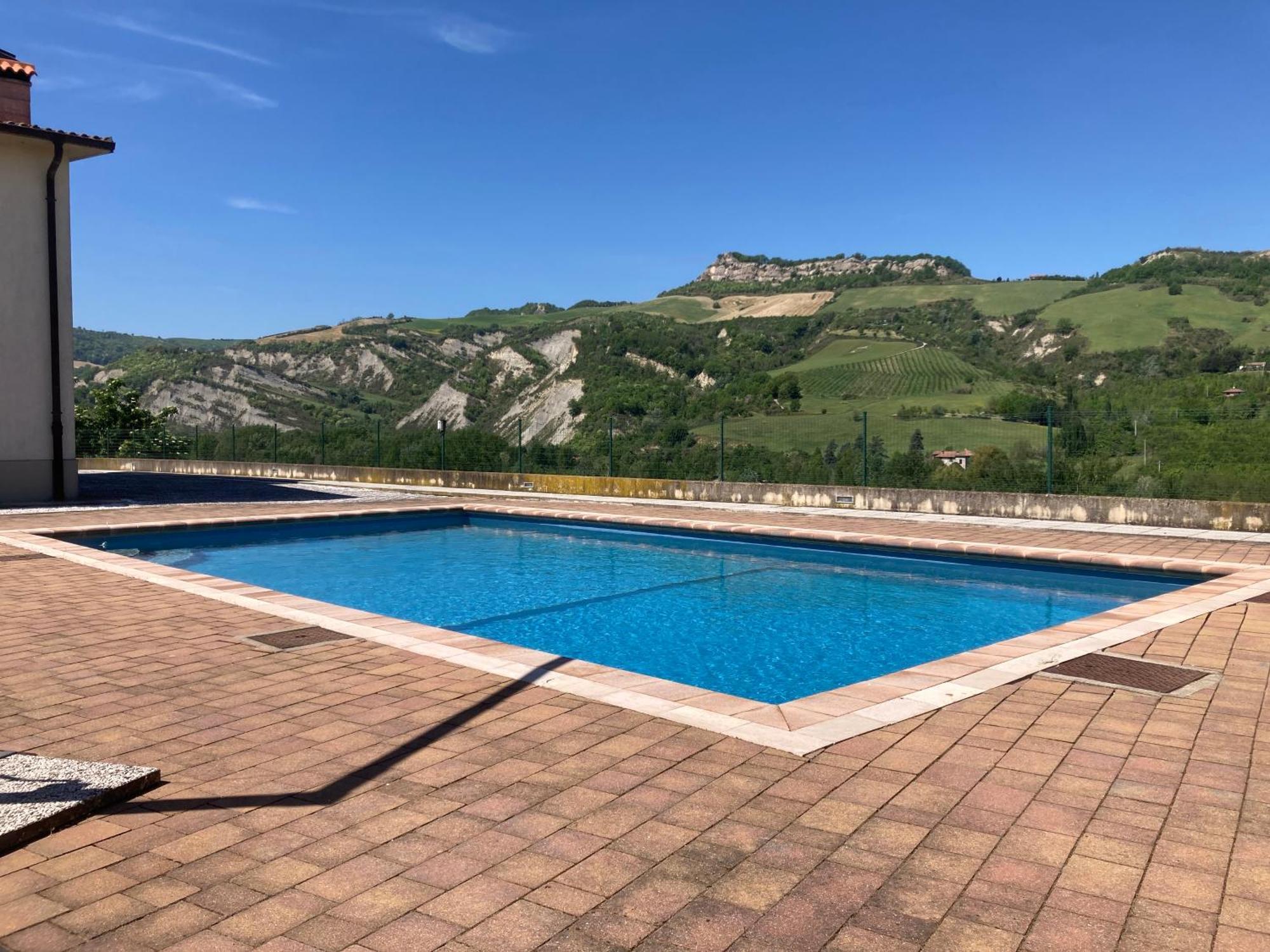 Ca' Vanello Borgo Tossignano Bagian luar foto