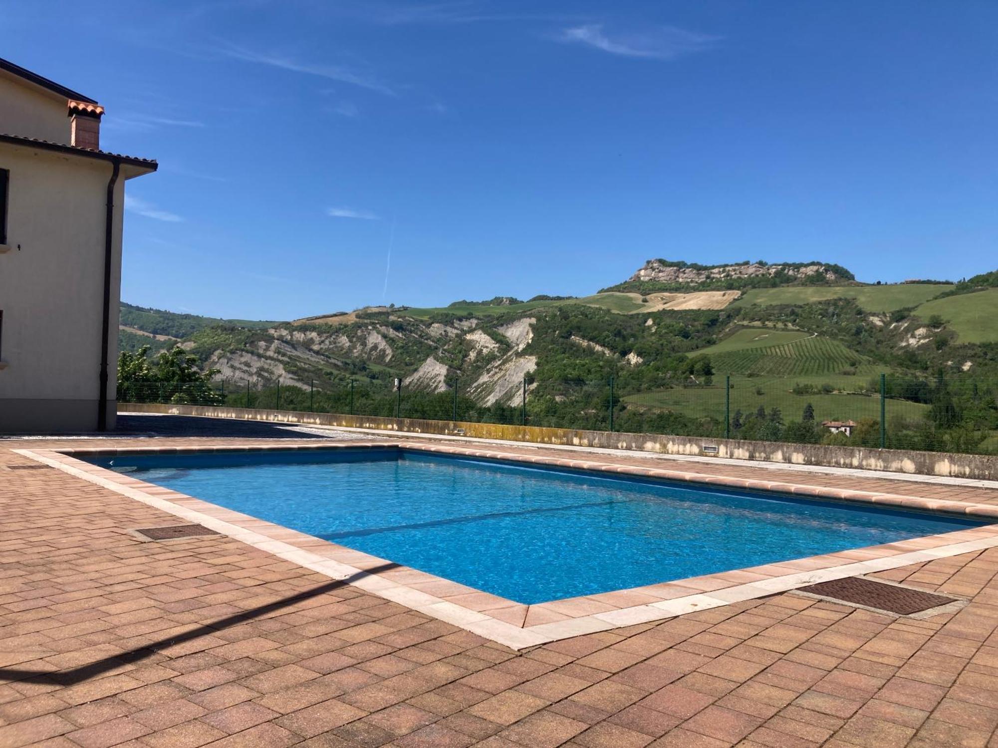 Ca' Vanello Borgo Tossignano Bagian luar foto